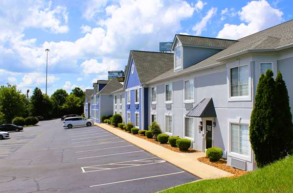 Exterior view - Quality Inn Crossville - I-40, Exit 317