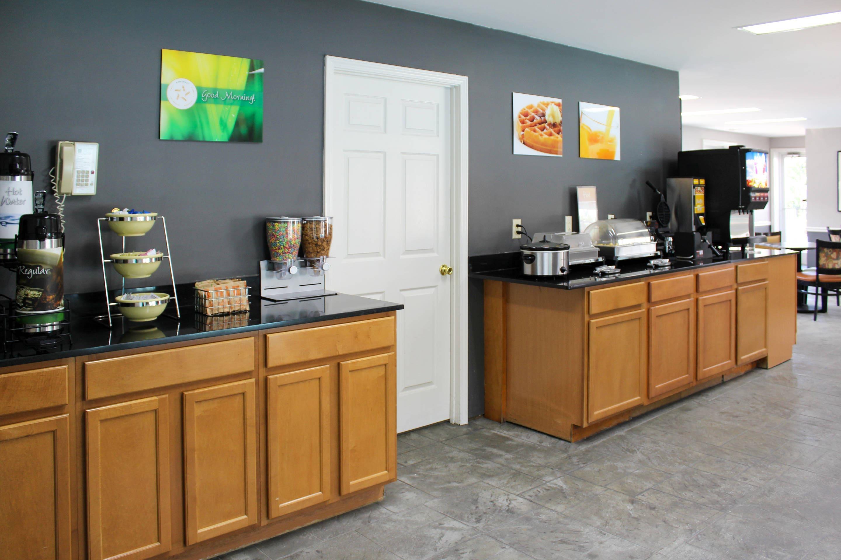 Breakfast counter