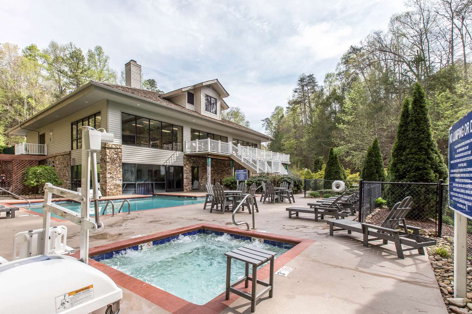 Bluegreen Vacations Mountain Loft Resort Gatlinburg, TN See Discounts