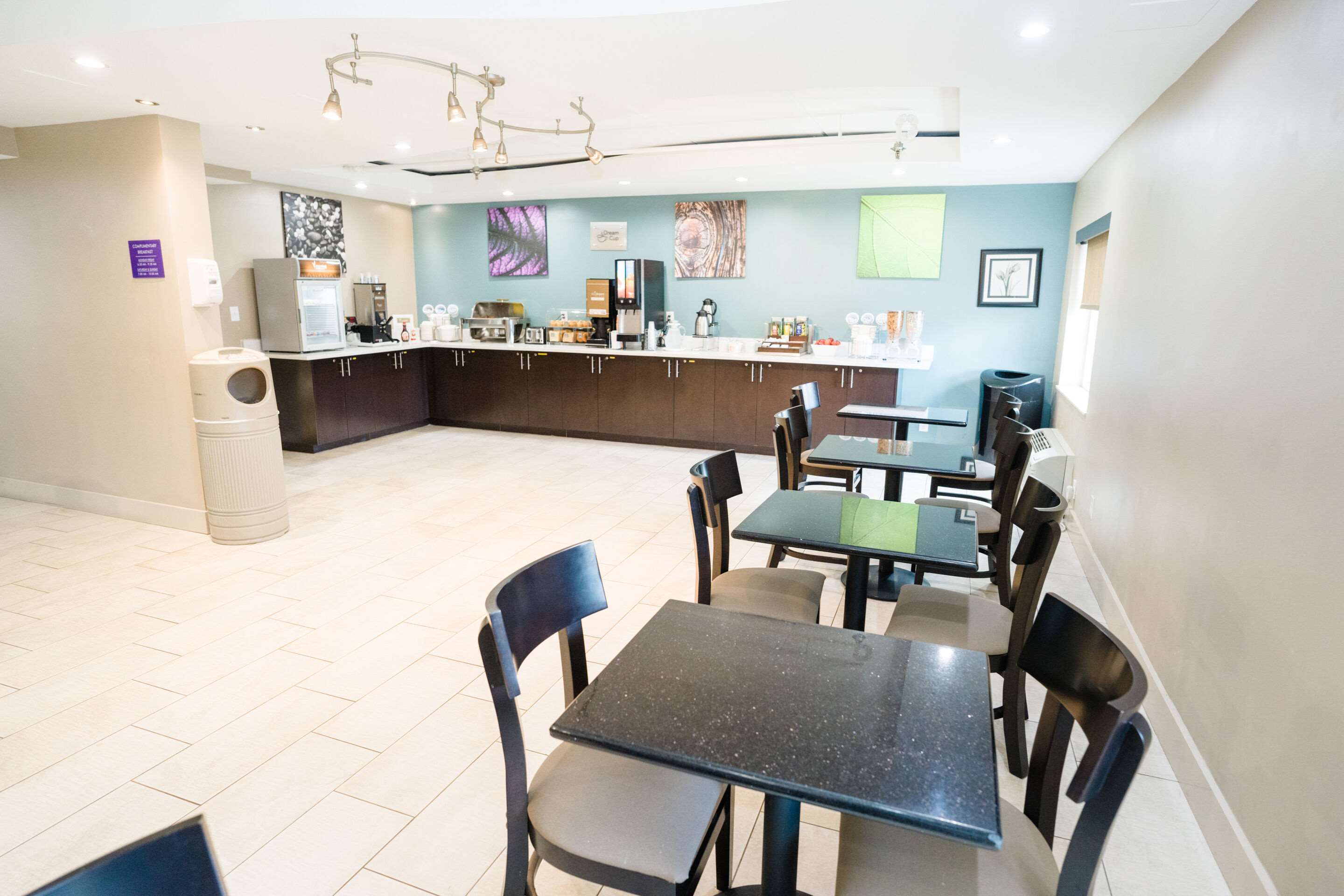 Breakfast area | Sleep Inn & Suites Knoxville West