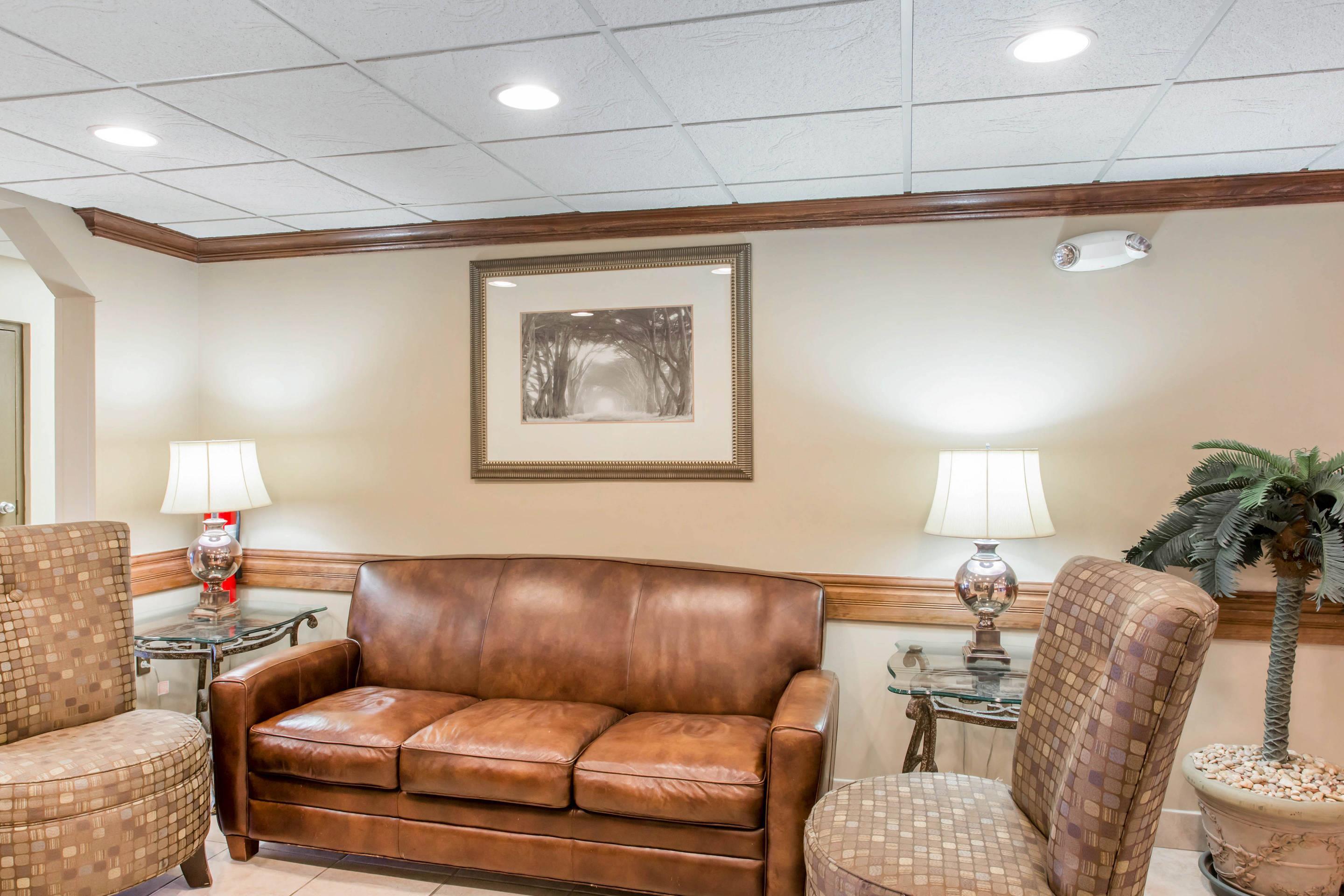 Hotel lobby | Comfort Inn Franklin Highway 96