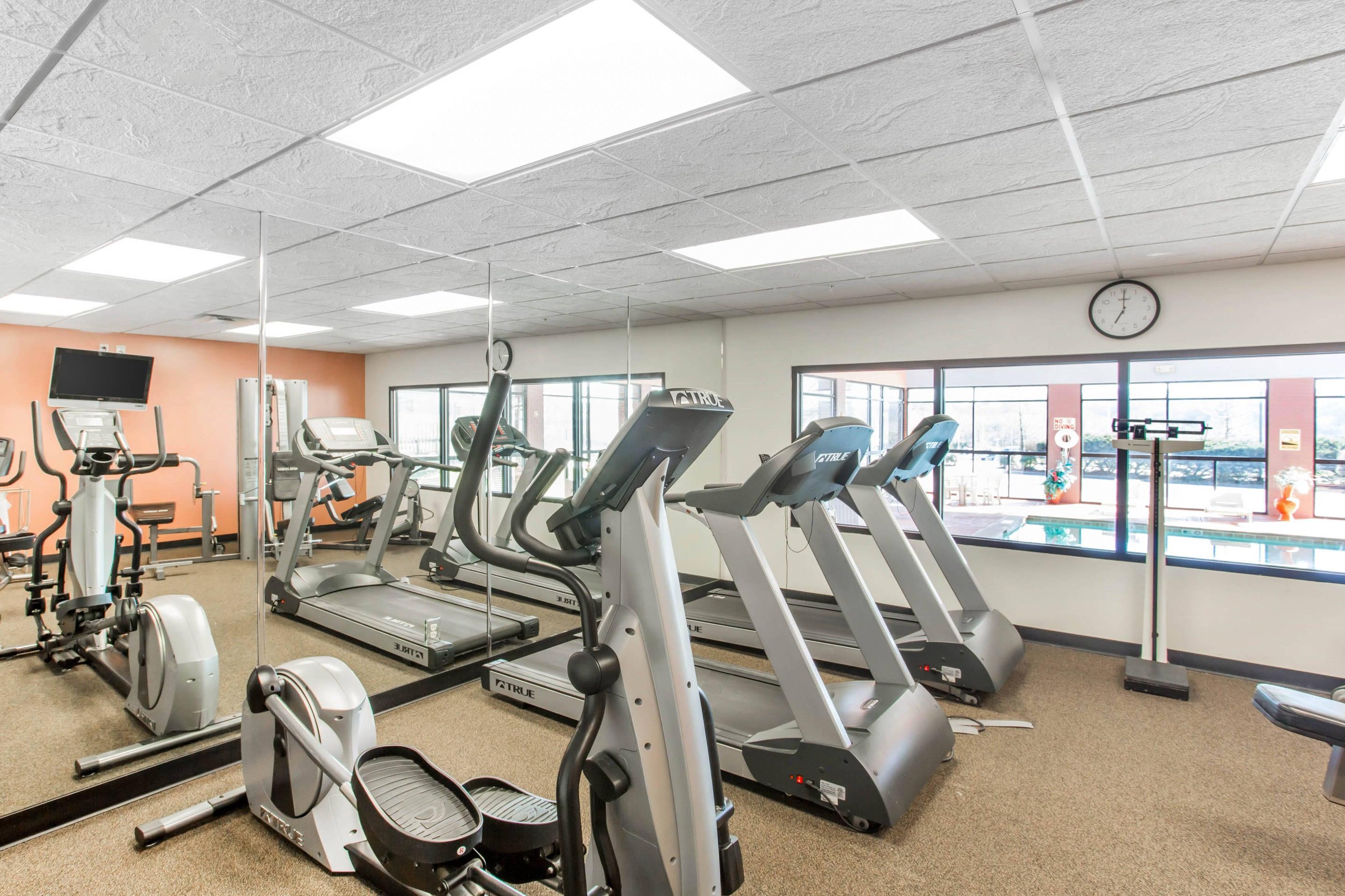 Fitness center | Comfort Inn Franklin Highway 96