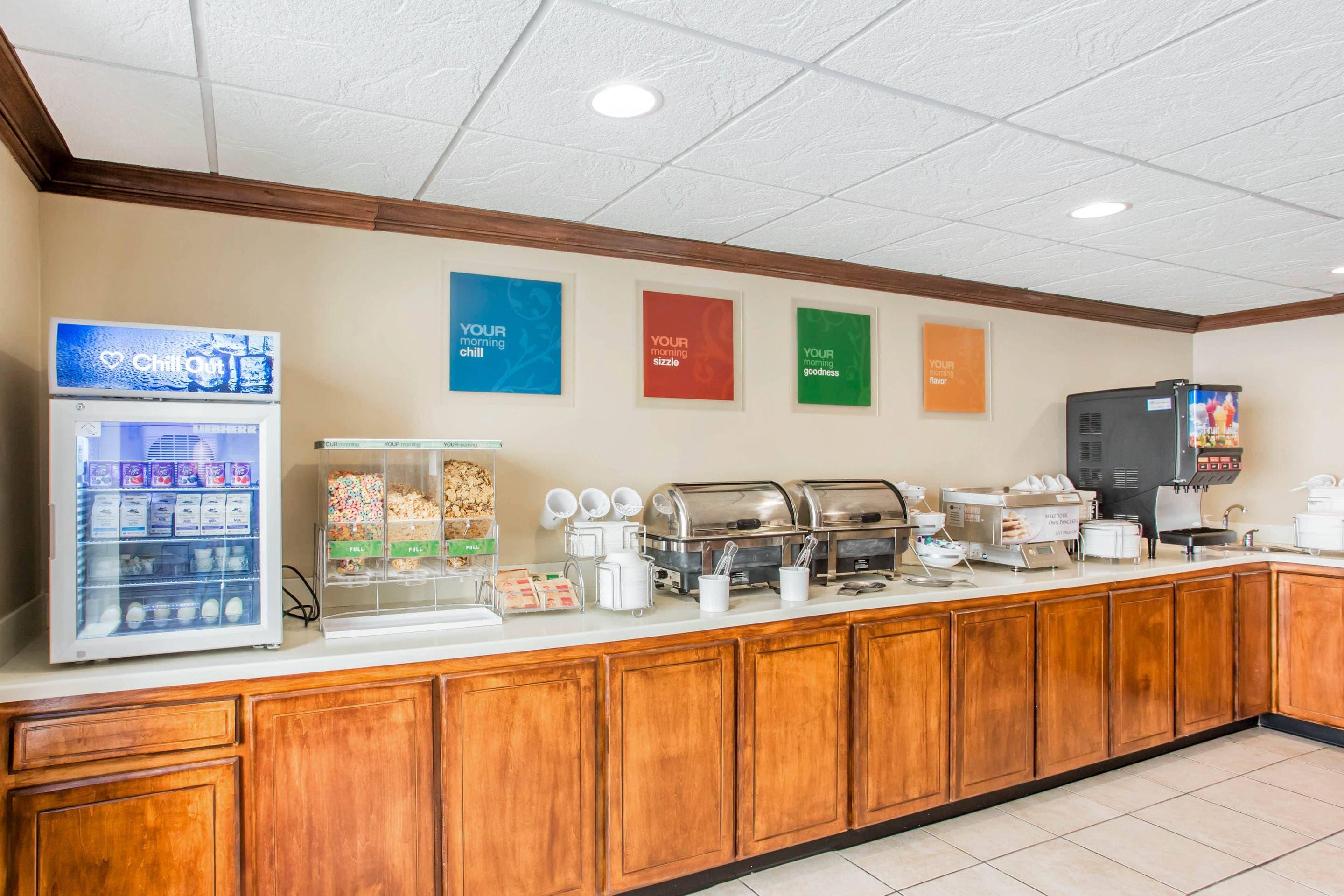Assorted breakfast items | Comfort Inn Franklin Highway 96