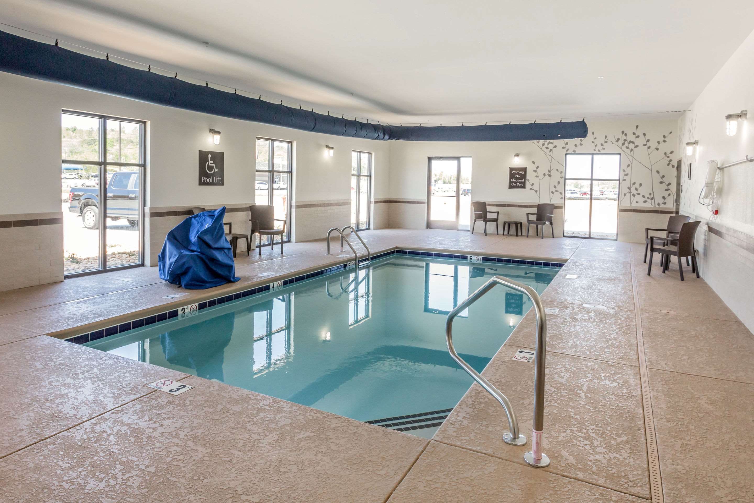 Indoor pool | Sleep Inn & Suites