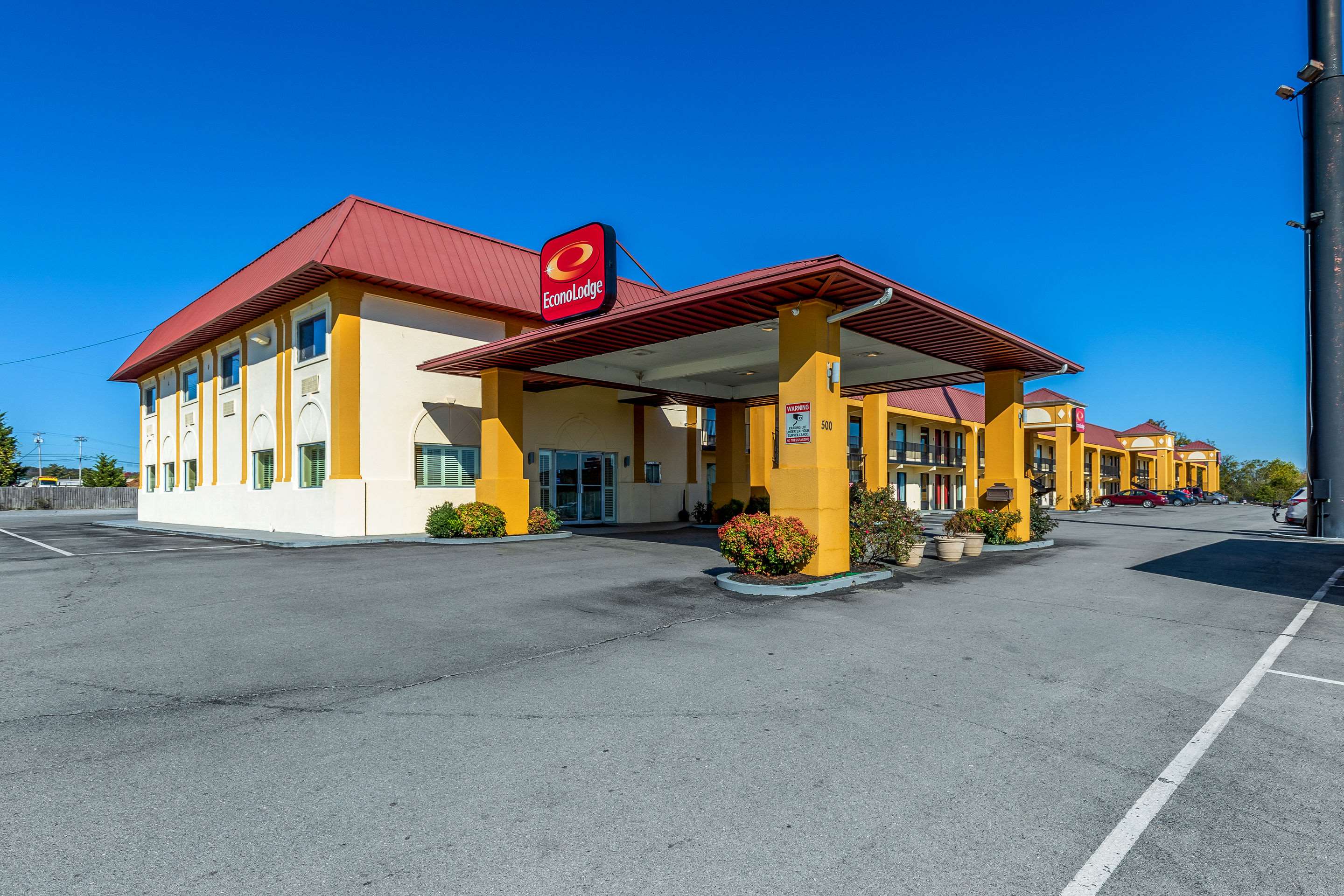 Hotel exterior | Econo Lodge Knoxville