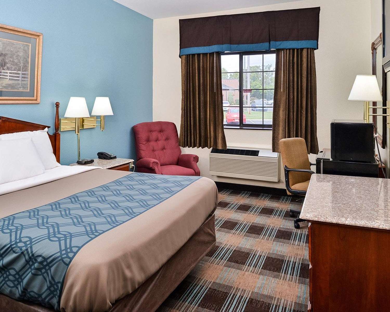 Econo Lodge Inn & Suites Shelbyville, TN See Discounts