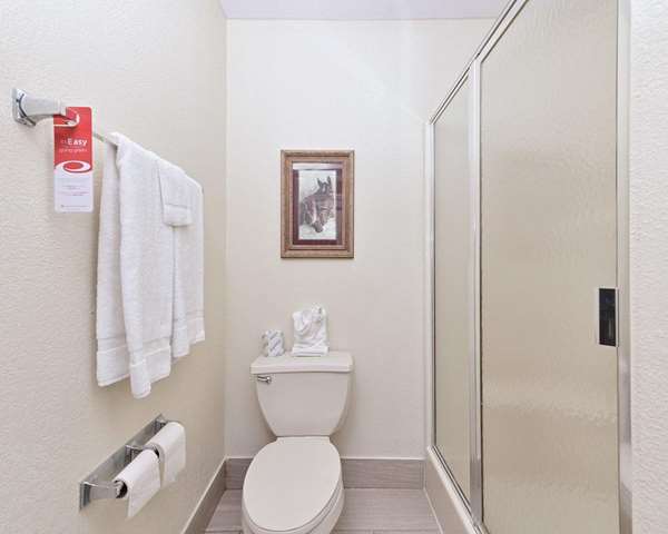  - Econo Lodge Inn & Suites Shelbyville