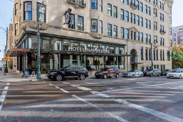 Exterior view - Hotel Napoleon Downtown Memphis - I-40, Exits 1 & 1A