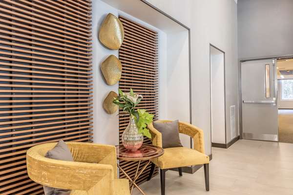  - Hotel Napoleon Downtown Memphis - I-40, Exits 1 & 1A