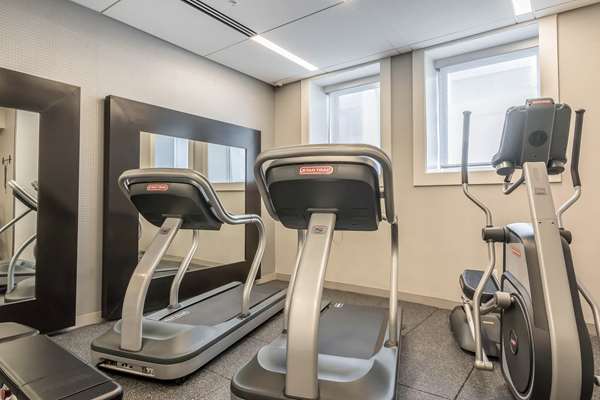 Fitness/ Exercise Room - Hotel Napoleon Downtown Memphis - I-40, Exits 1 & 1A