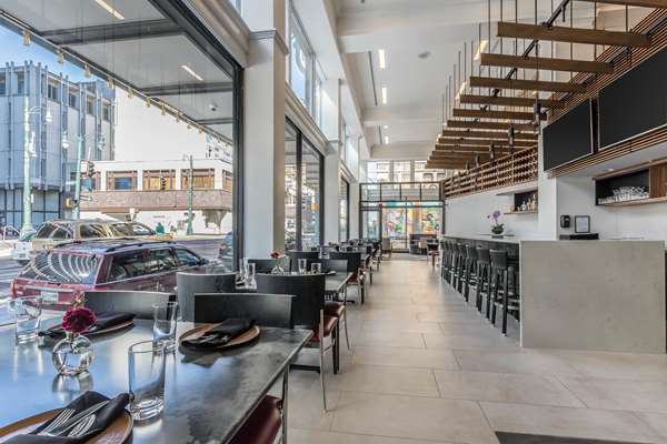 Restaurant - Hotel Napoleon Downtown Memphis - I-40, Exits 1 & 1A