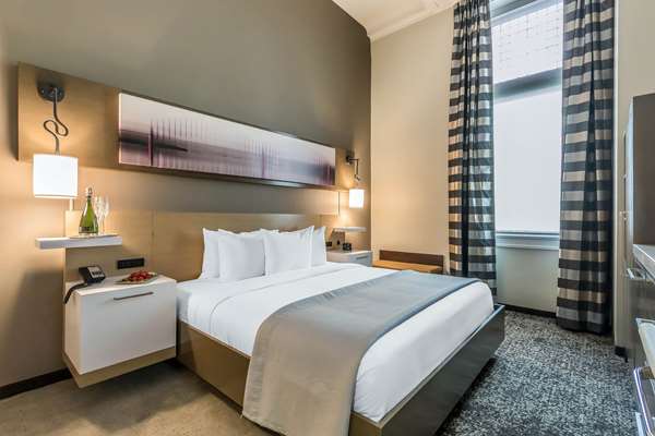  - Hotel Napoleon Downtown Memphis - I-40, Exits 1 & 1A