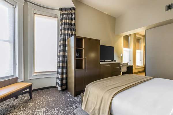  - Hotel Napoleon Downtown Memphis - I-40, Exits 1 & 1A