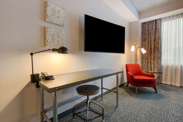 Suite - Cambria Hotel Downtown Nashville - I-40 & I-65, Exit 209