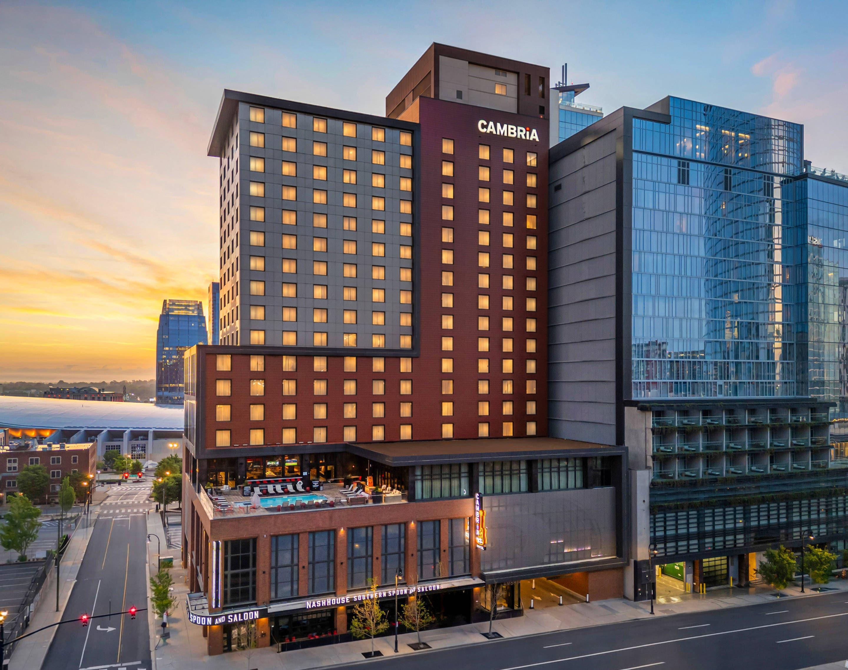 Hotel at Night | Cambria Hotel Nashville Downtown