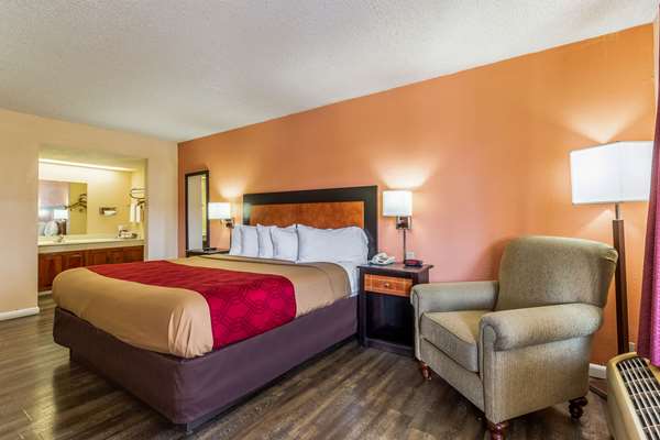  - Econo Lodge Lake City