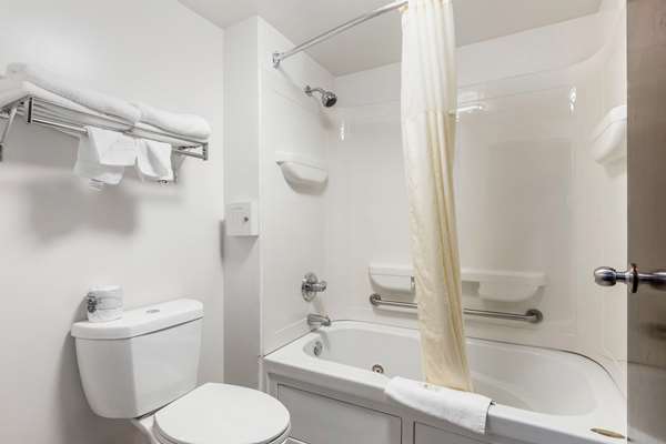  - Quality Inn Kingston Springs - I-40, Exit 188