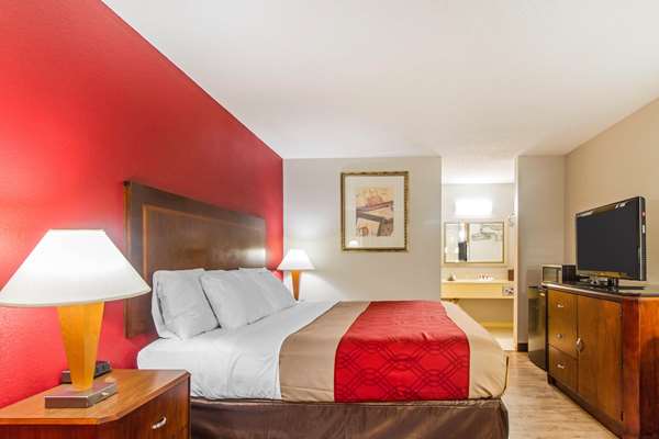  - Econo Lodge Athens - I-75, Exit 49