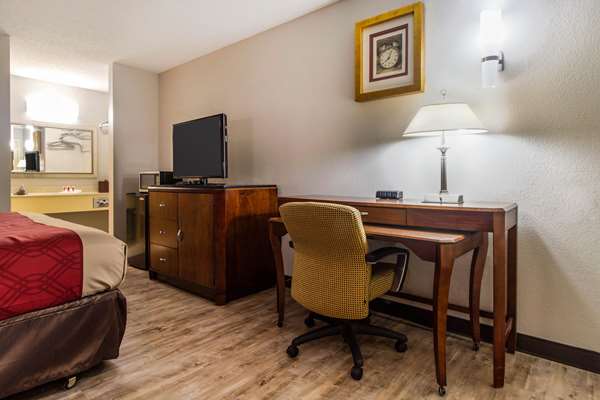  - Econo Lodge Athens - I-75, Exit 49