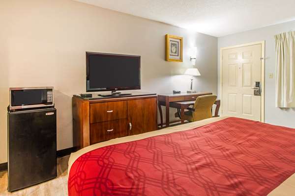  - Econo Lodge Athens - I-75, Exit 49