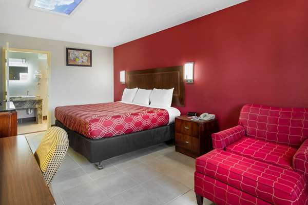  - Econo Lodge Athens - I-75, Exit 49