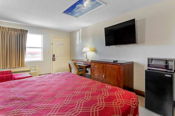  - Econo Lodge Athens - I-75, Exit 49