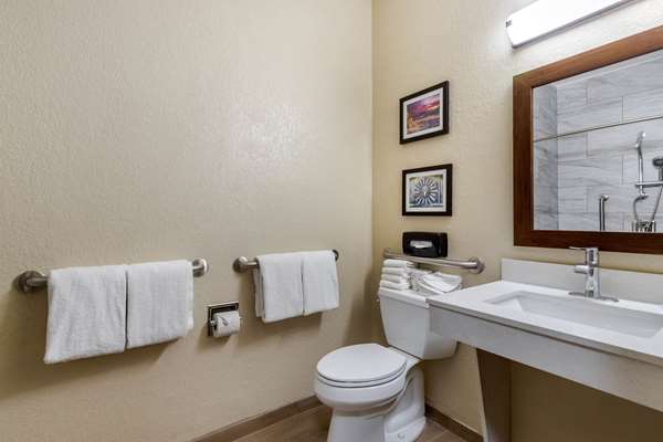  - Comfort Suites Airport North San Antonio
