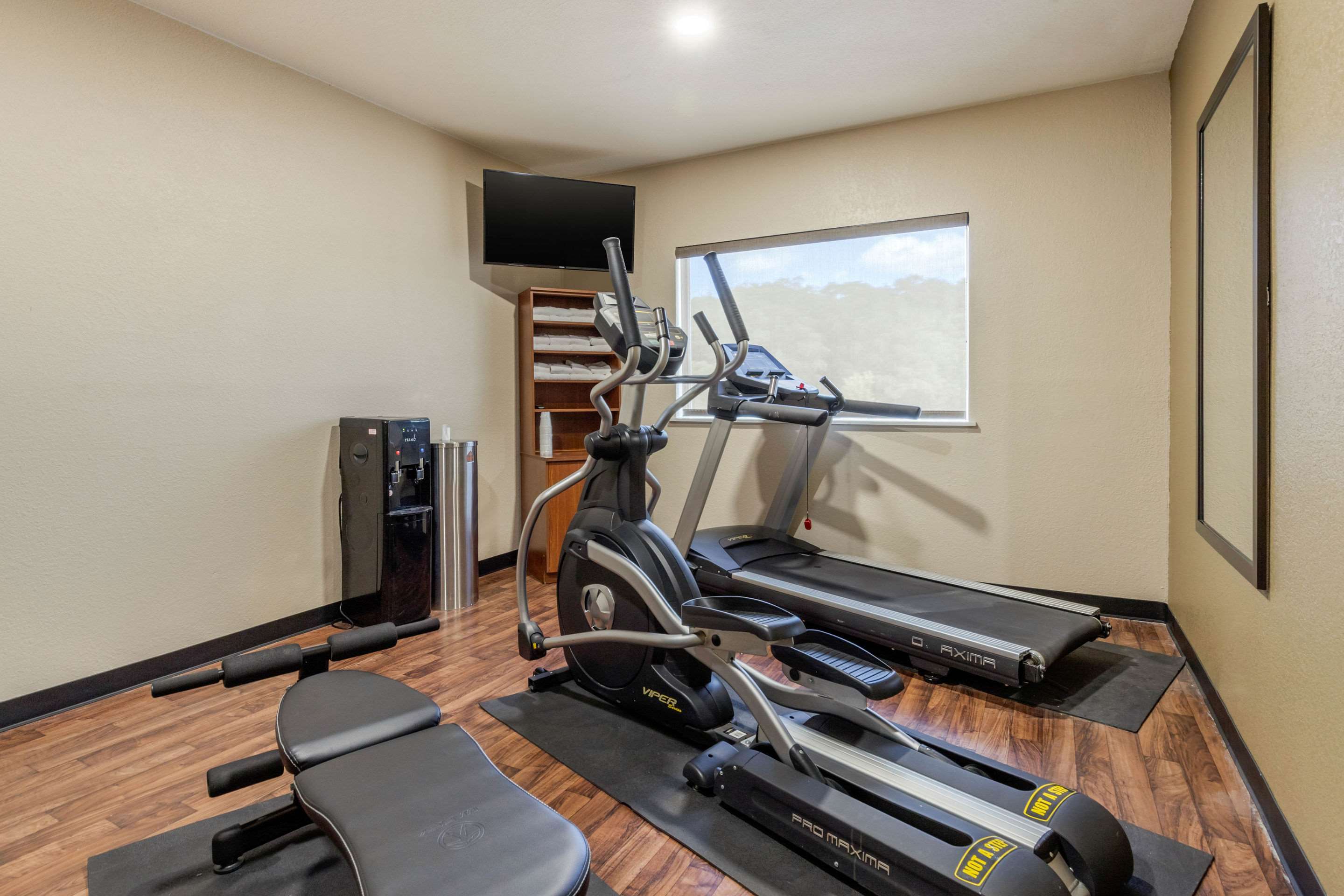 Fitness center | Comfort Suites San Antonio Airport North
