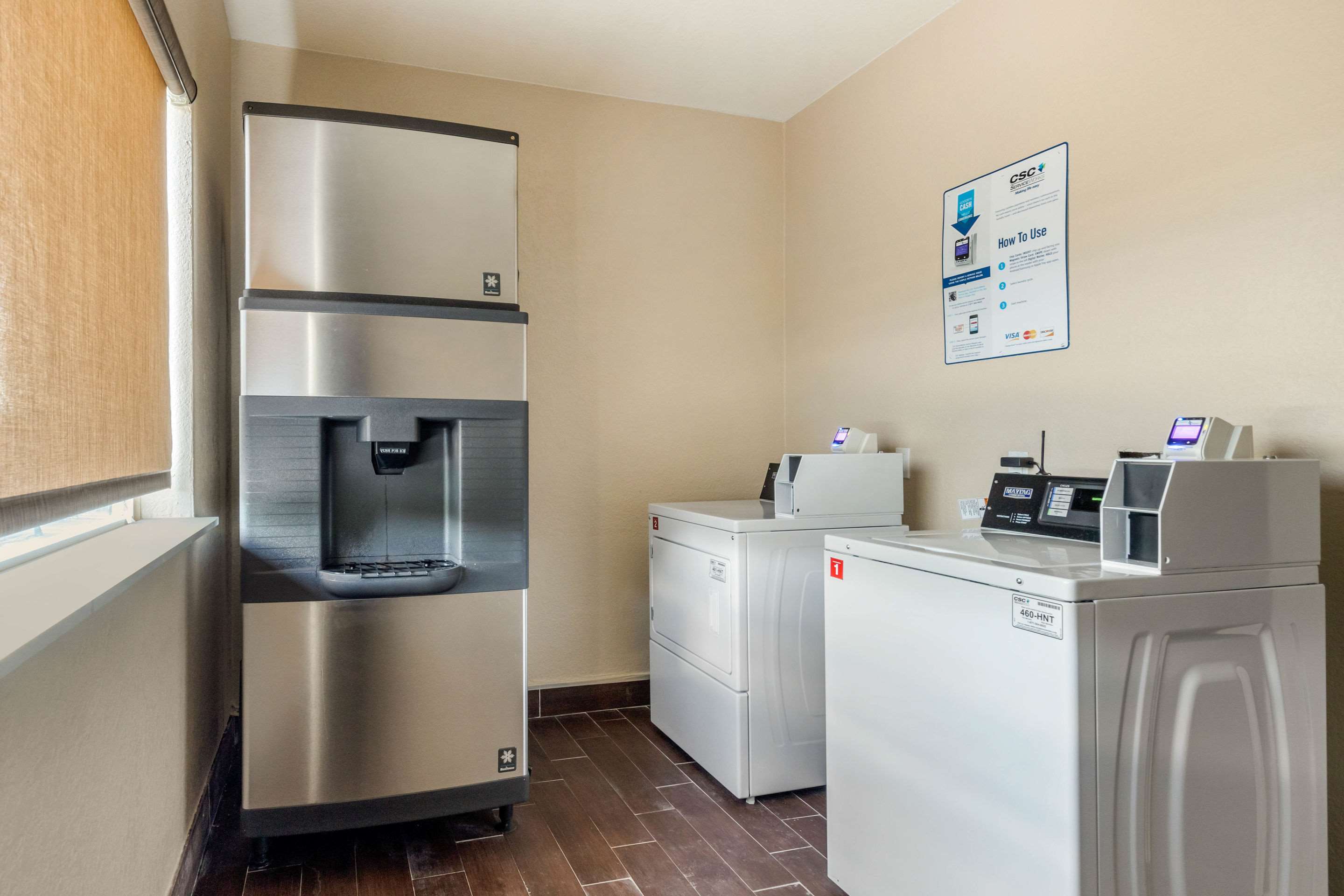 Guest laundry facilities | Comfort Suites San Antonio Airport North