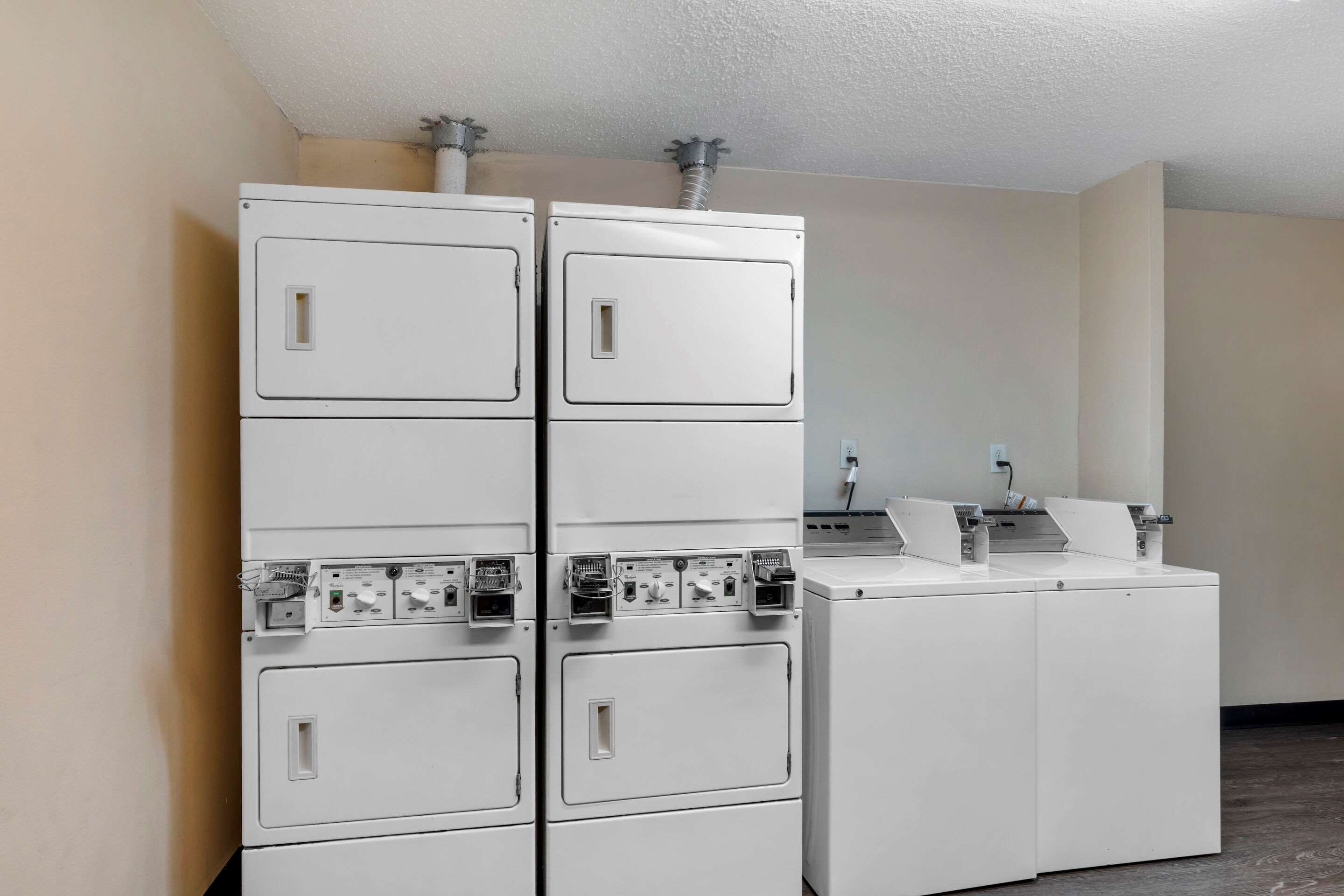 Guest laundry facilities | Comfort Suites DFW Airport