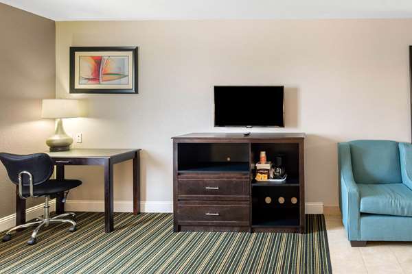 Suite - Quality Inn & Suites Port Arthur