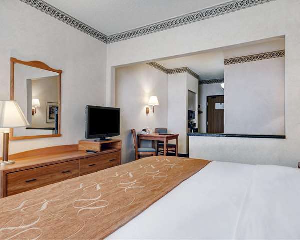 Suite - Quality Suites University El Paso - I-10, Exit 13