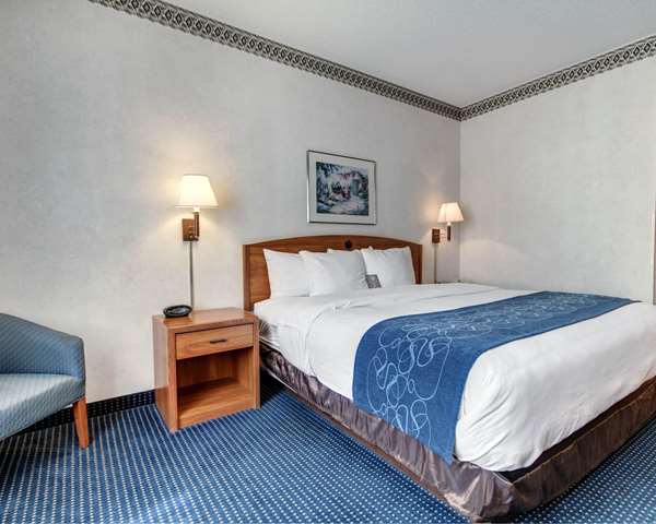  - Quality Suites University El Paso - I-10, Exit 13