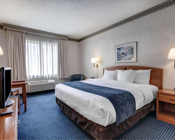  - Quality Suites University El Paso - I-10, Exit 13