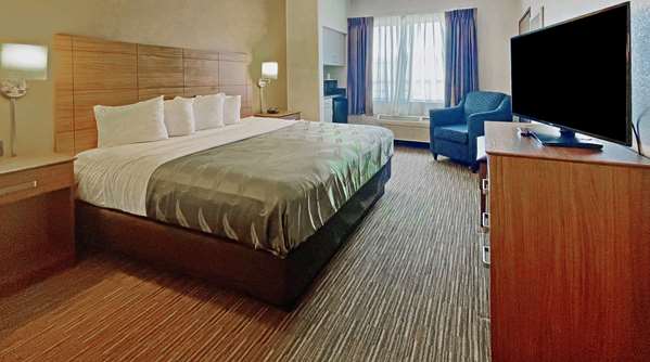 Suite - Quality Suites University El Paso - I-10, Exit 13