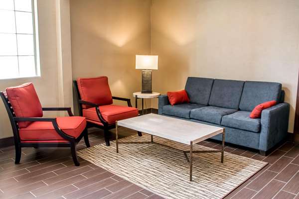  - Comfort Suites New Braunfels - I-35, Exit 189