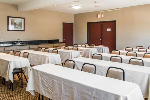  - Comfort Suites Round Rock - I-35, Exit 252B