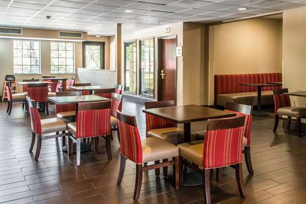 Amenities - Comfort Suites Round Rock - I-35, Exit 252B