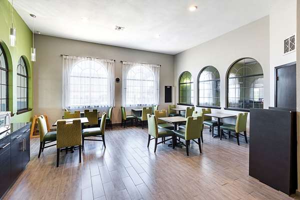 Amenities - Quality Inn Mesquite