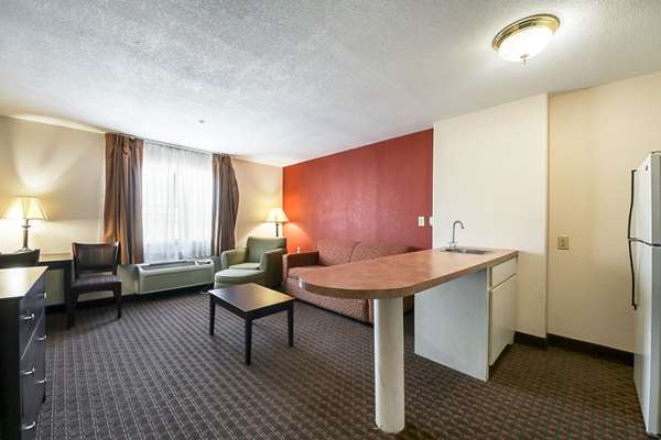 Suite - Quality Inn Kingsville