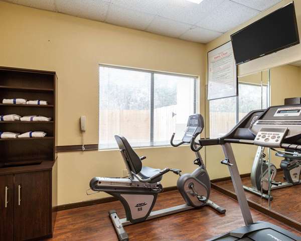 Fitness/ Exercise Room - Comfort Suites Intercontinental Plaza Houston