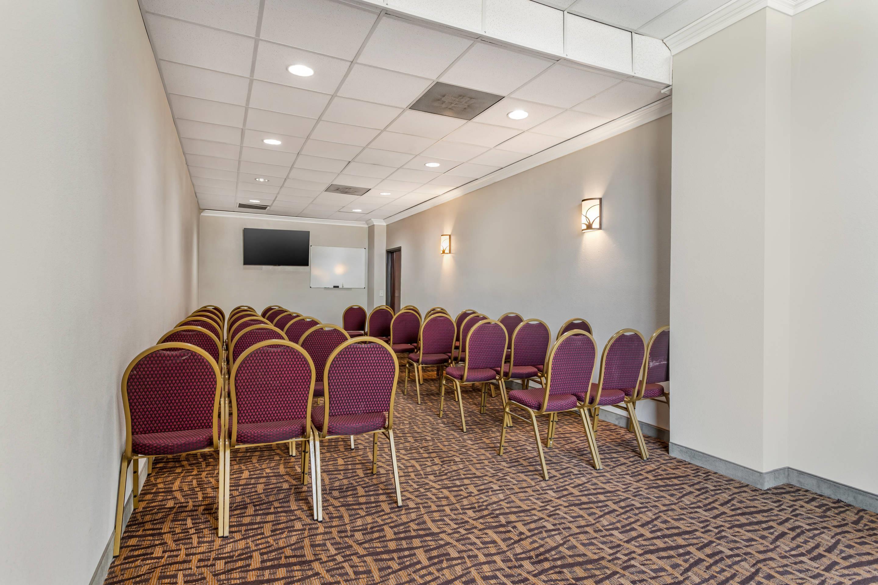 Meeting room | Comfort Suites Bush Intercontinental Airport