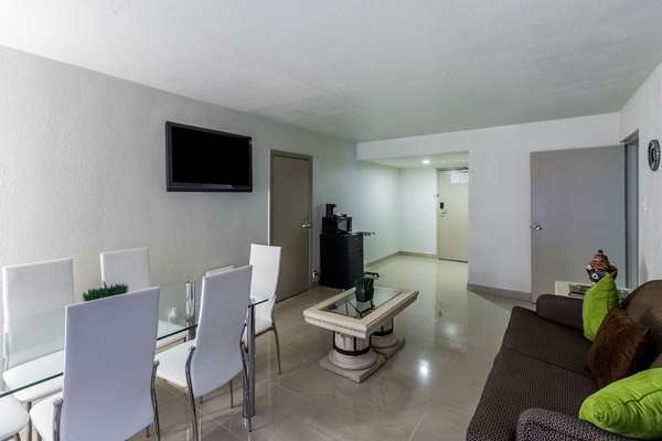 Suite - Clarion Inn McAllen