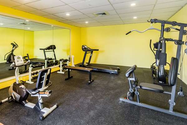 Fitness/ Exercise Room - Clarion Inn McAllen