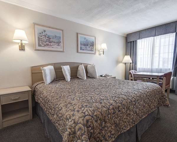  - Econo Lodge Van Horn - I-10, Exit 138