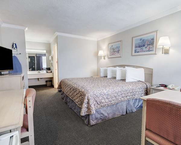  - Econo Lodge Van Horn - I-10, Exit 138