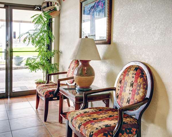  - Rodeway Inn New Braunfels - I-35, Exit 189