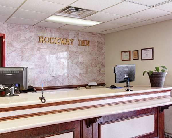  - Rodeway Inn New Braunfels - I-35, Exit 189