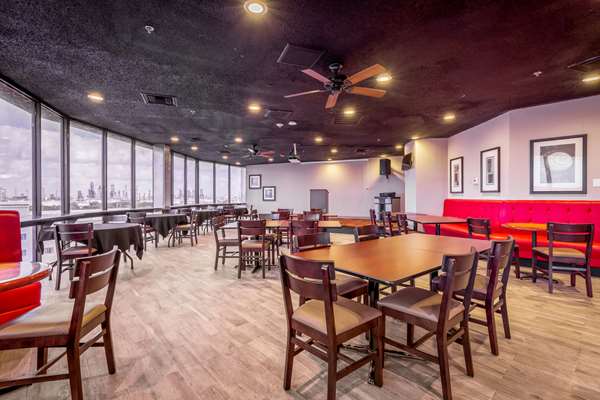 Restaurant - Quality Inn Pasadena