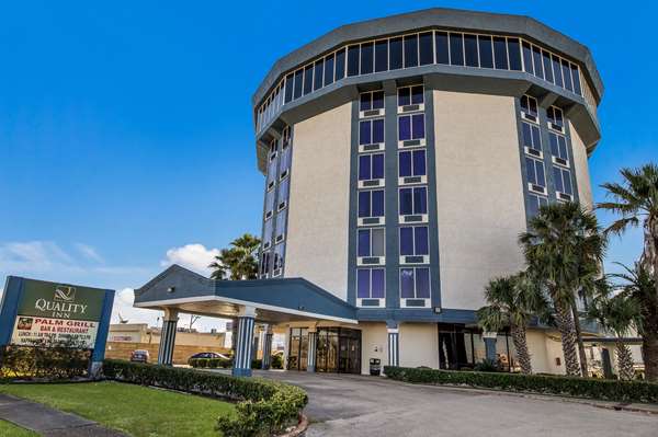 Exterior view - Quality Inn Pasadena